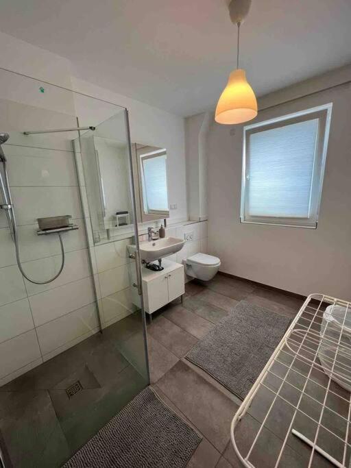 Moderne Wohnung Mit 4 Betten Бохум Екстериор снимка