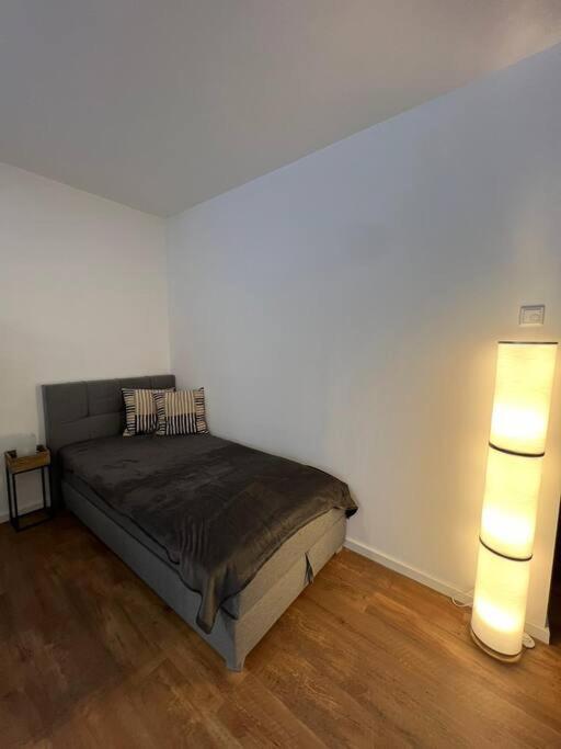 Moderne Wohnung Mit 4 Betten Бохум Екстериор снимка